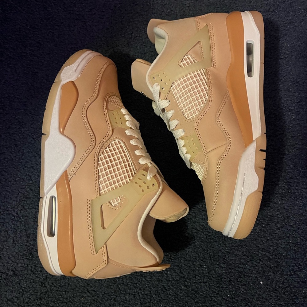 Jordan 4 shimmer Women’s 6.5